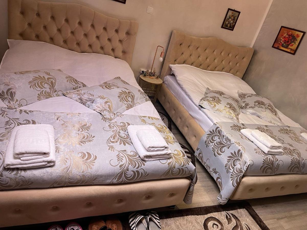 Affittacamere Casa Cu Pitici Vama  Esterno foto