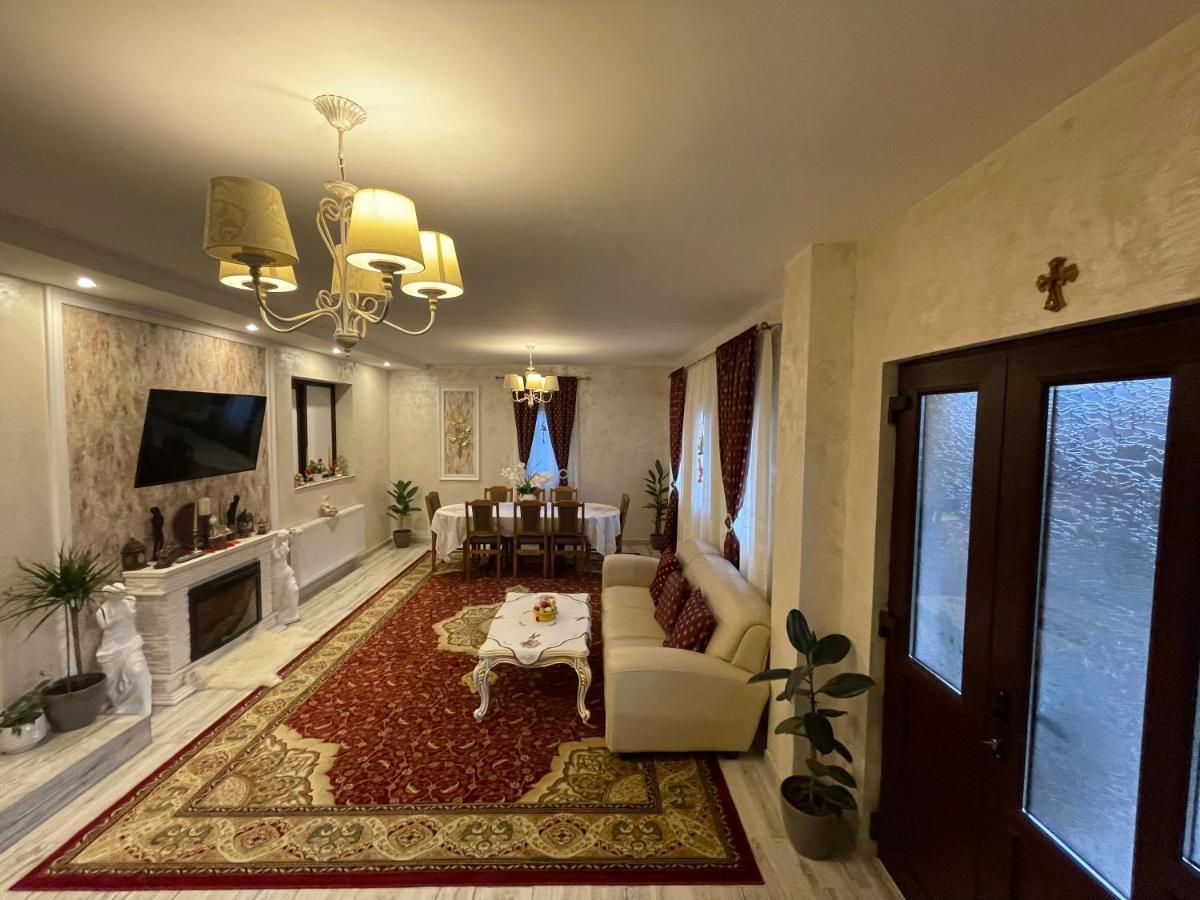 Affittacamere Casa Cu Pitici Vama  Esterno foto