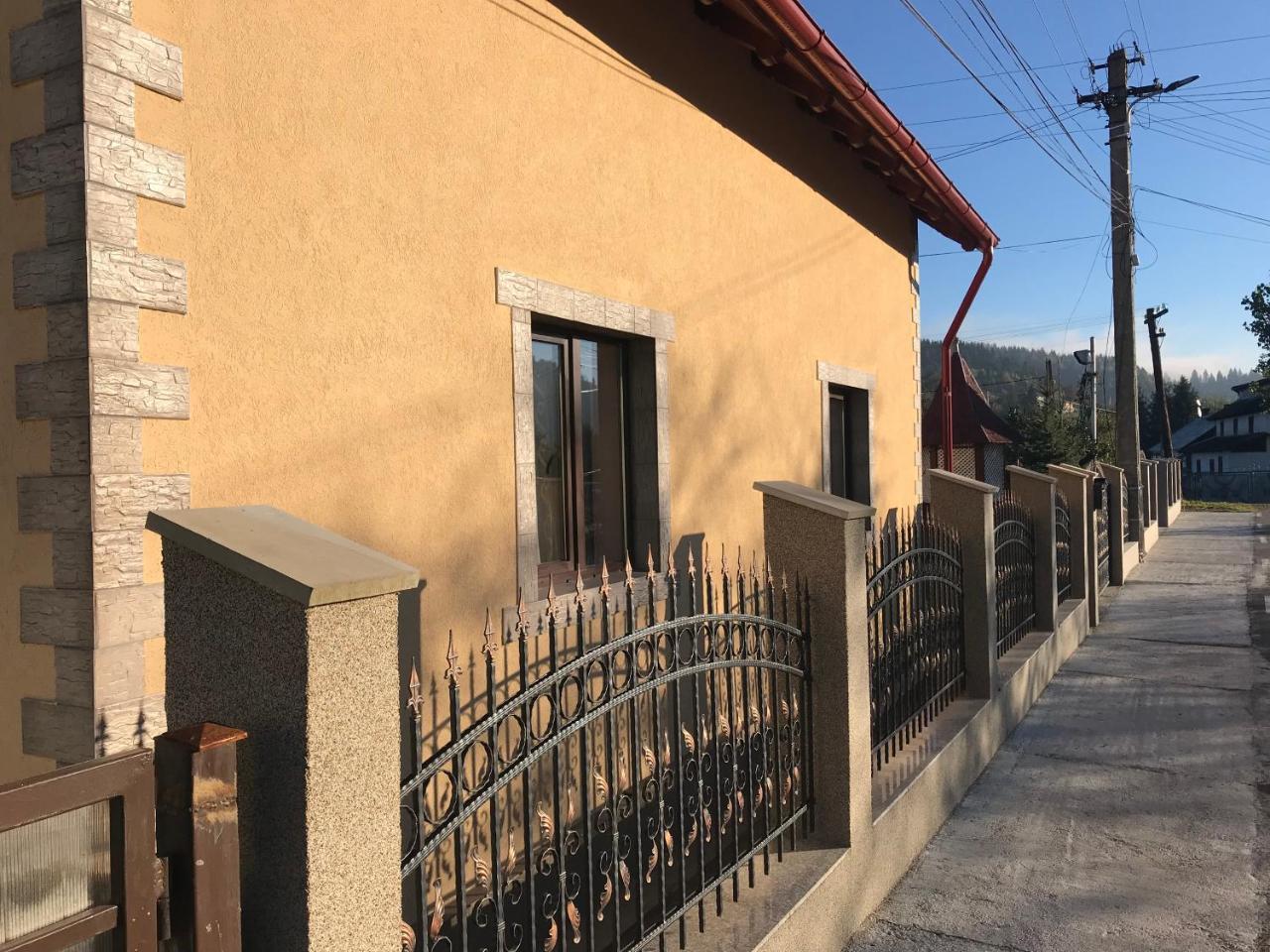 Affittacamere Casa Cu Pitici Vama  Esterno foto